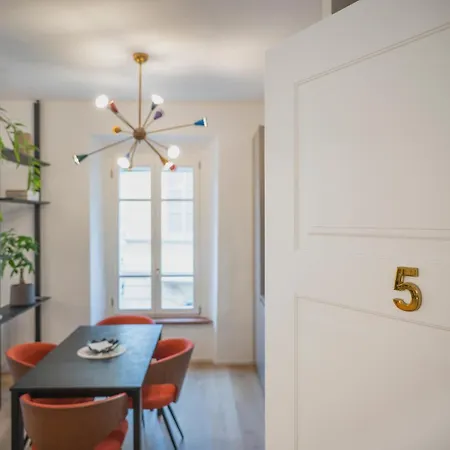 Palazzo Garibaldi Luxury & Πανσιόν