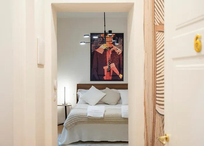 Konukevi Palazzo Garibaldi Luxury &