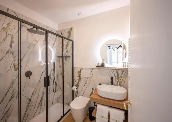 Palazzo Garibaldi Luxury & بيت ضيافة بارما