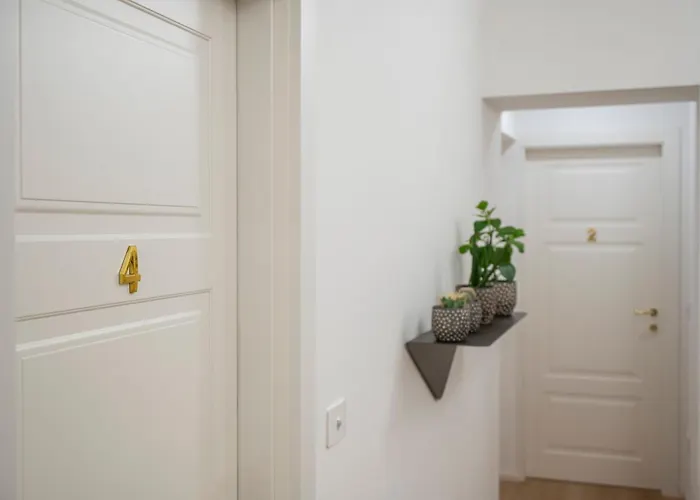 Palazzo Garibaldi Luxury & بيت ضيافة